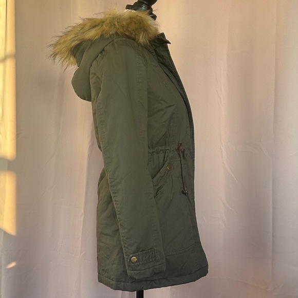 Sebby winter coat - Picture 3 of 5